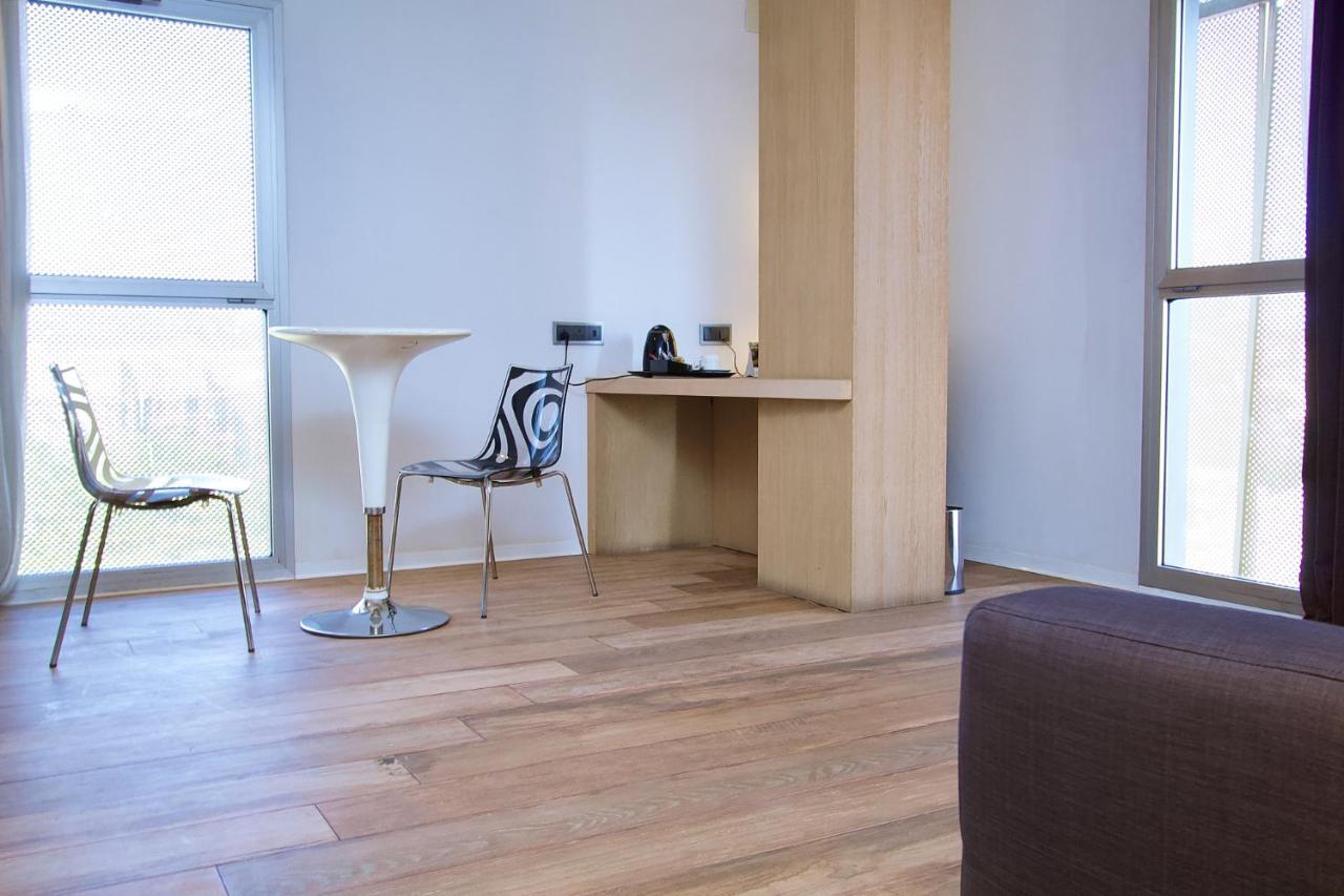 Hotel Sv Chrome Abudża Zewnętrze zdjęcie