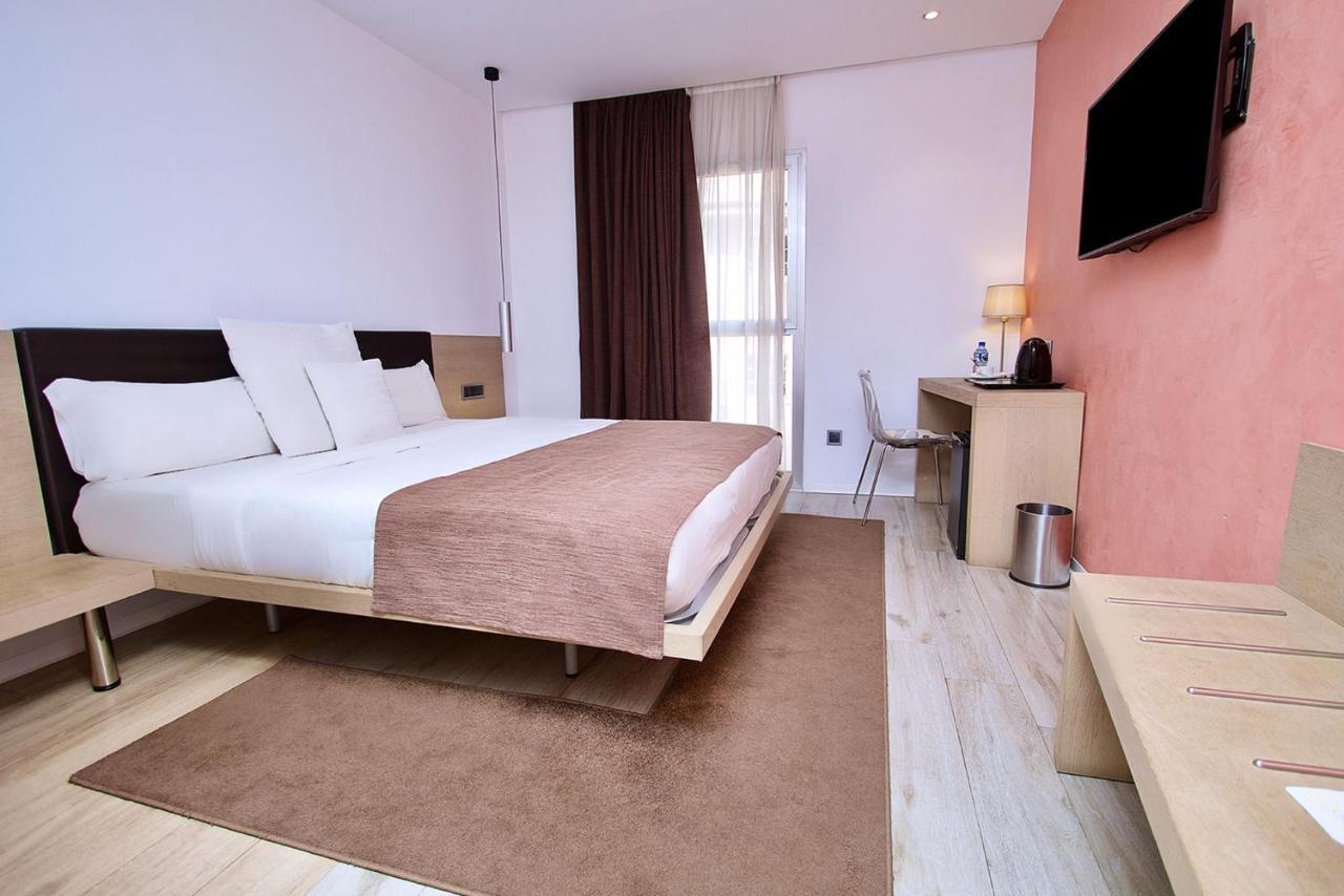 Hotel Sv Chrome Abudża Zewnętrze zdjęcie