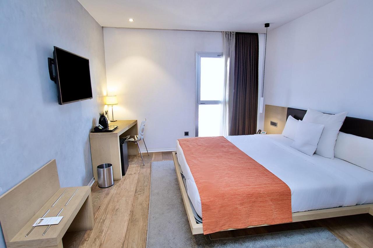 Hotel Sv Chrome Abudża Zewnętrze zdjęcie